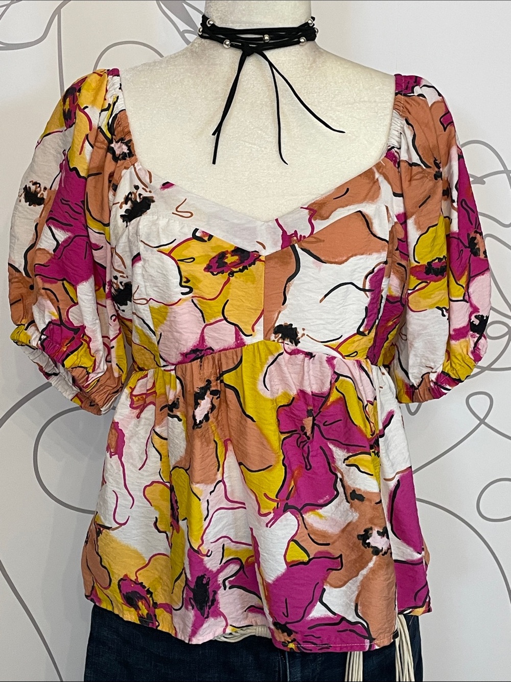Nine West- Boho Floral Puff-Sleeve Peplum Top size L